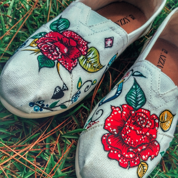 Shoes - Picture 2 of 15